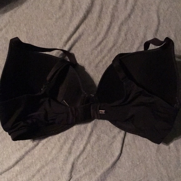 Victoria Secret Bra 34DD - Picture 2 of 3